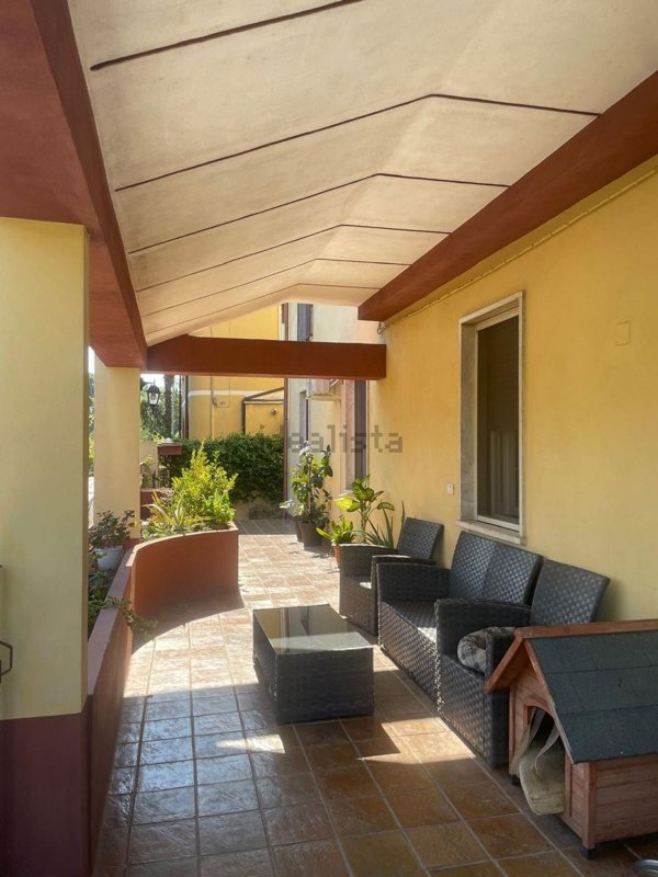 casa indipendente in vendita a Terni