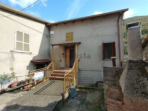 appartamento in vendita a Terni in zona Appecano