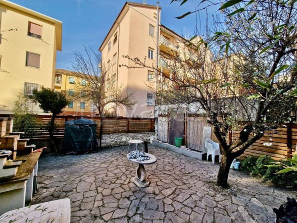 appartamento in vendita a Terni in zona Centro Città