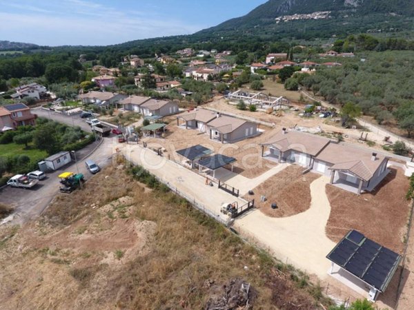 casa indipendente in vendita a Terni in zona Gabelletta