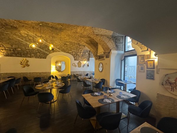 negozio in vendita a Terni in zona Centro Città