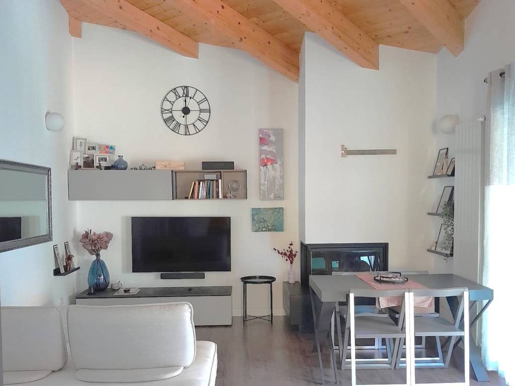 appartamento in vendita a Terni in zona Piedimonte