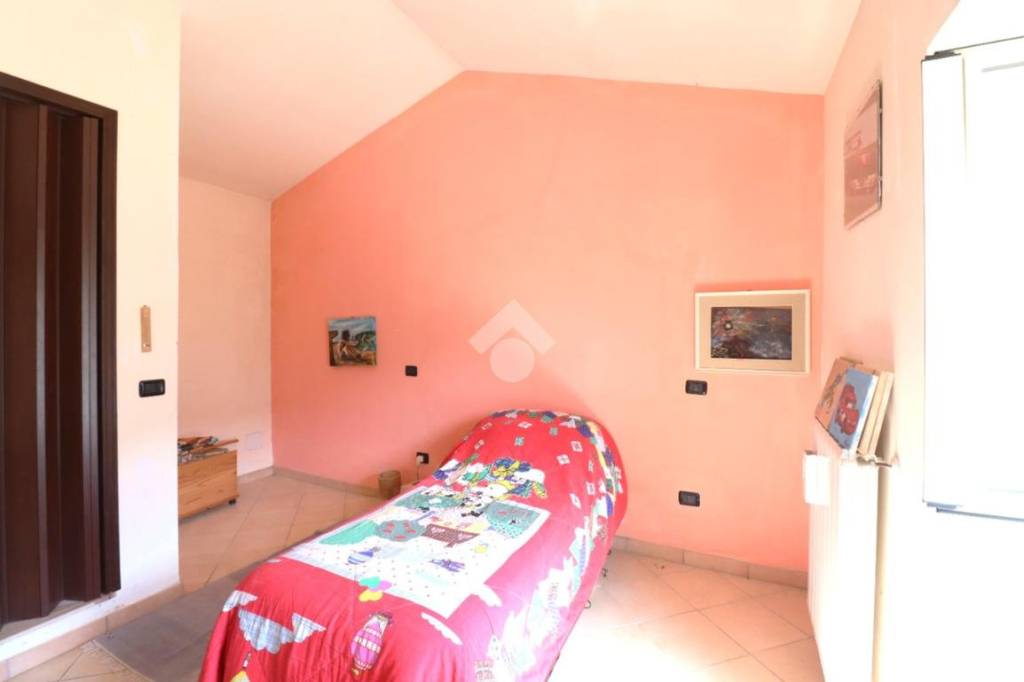 casa indipendente in vendita a Terni in zona Vocabolo Valenza