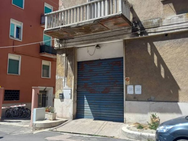 negozio in vendita a Terni in zona Centro Città