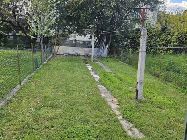 appartamento in vendita a Terni in zona Collescipoli