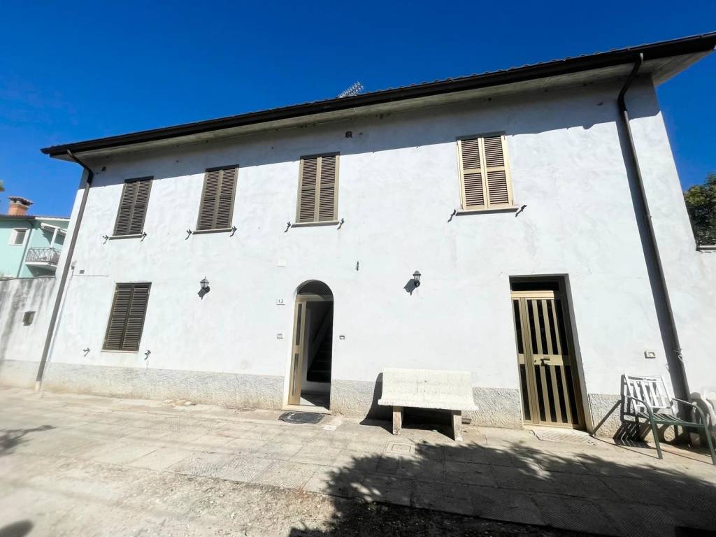 casa indipendente in vendita a Terni in zona Gabelletta