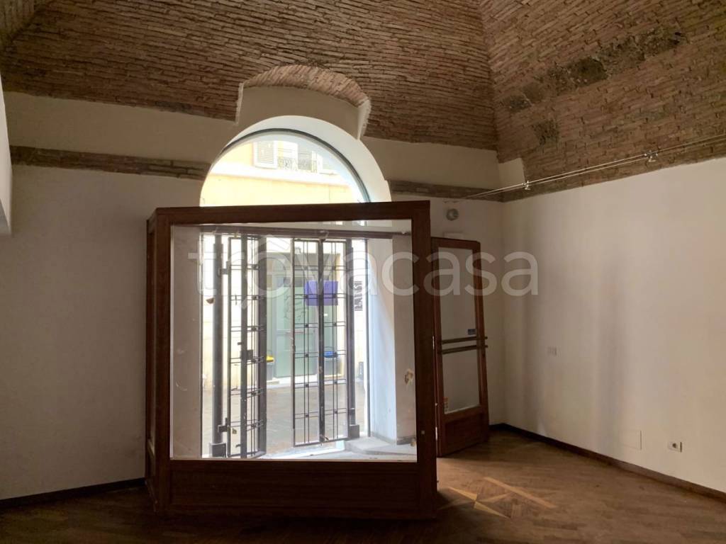 negozio in vendita a Terni in zona Centro Città