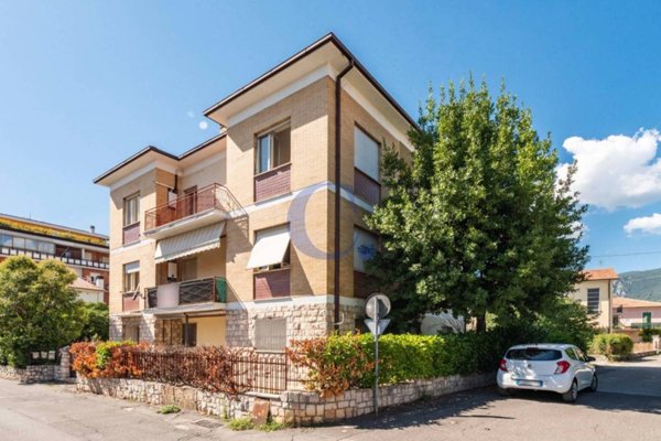 appartamento in vendita a Terni in zona Rivo