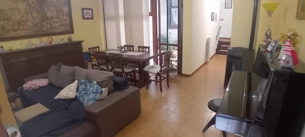 casa indipendente in vendita a Terni in zona Gabelletta