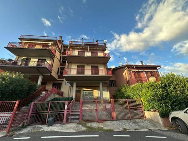 appartamento in vendita a Terni in zona Papigno