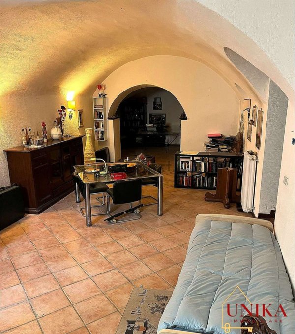 casa indipendente in vendita a Terni in zona Cesi