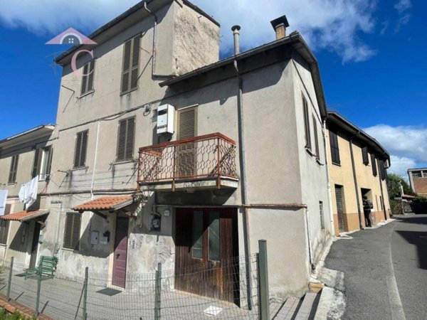 casa indipendente in vendita a Terni in zona Vocabolo Valenza