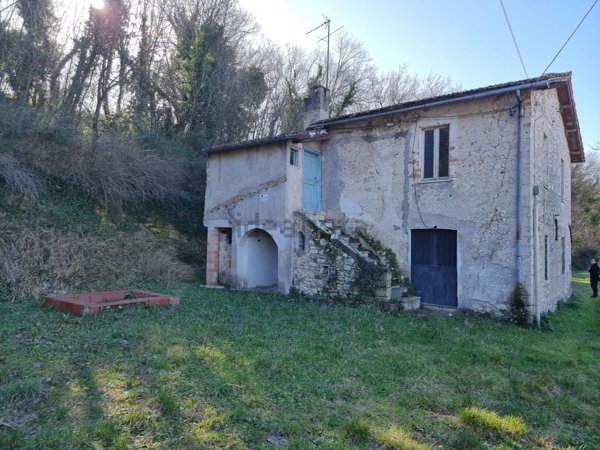 casale in vendita a Terni in zona Rivo