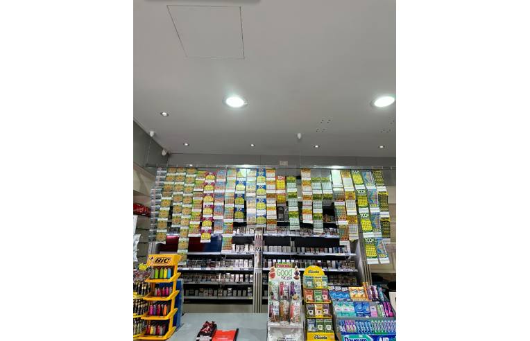 locale di sgombero in vendita a Terni in zona Centro Città