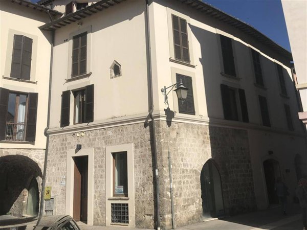 ufficio in vendita a Terni in zona Centro Città