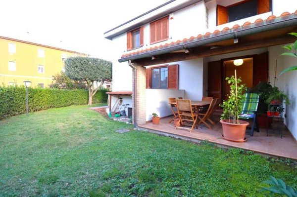 casa indipendente in vendita a Terni in zona Vocabolo Valenza