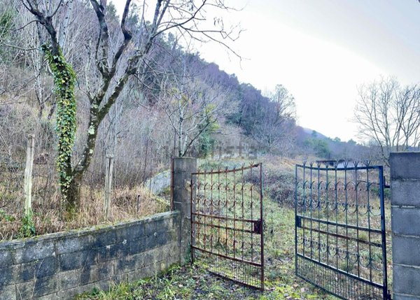 locale di sgombero in vendita a Terni in zona Acquapalombo