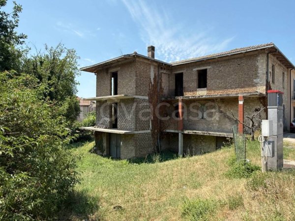 casa indipendente in vendita a Terni in zona Gabelletta