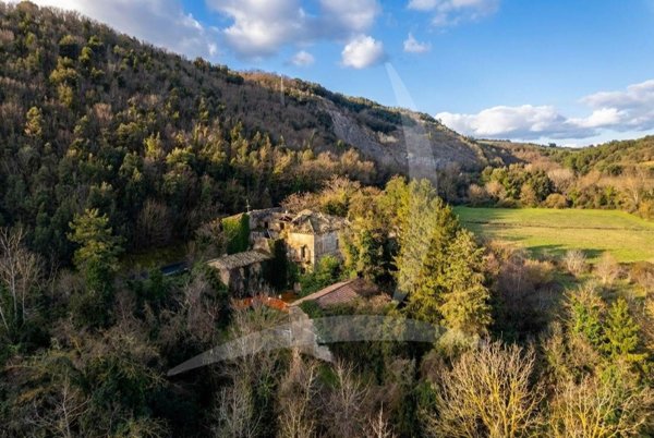casale in vendita a Terni in zona Piediluco