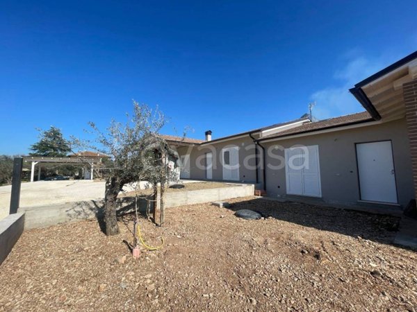 casa indipendente in vendita a Terni in zona Gabelletta