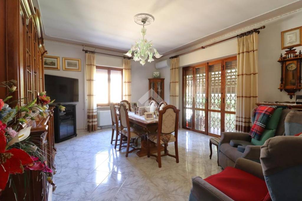 appartamento in vendita a Terni in zona Vocabolo Valenza