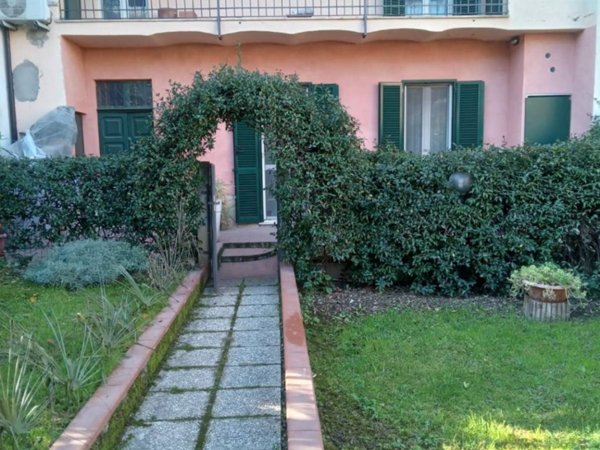 casa indipendente in vendita a Terni