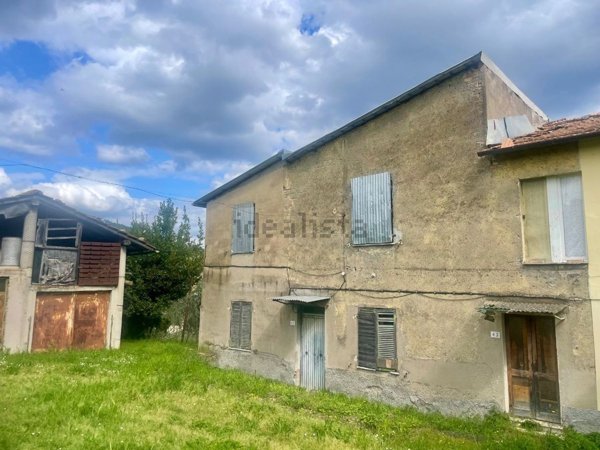 casa indipendente in vendita a Terni