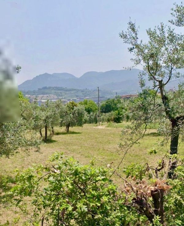 casa indipendente in vendita a Terni