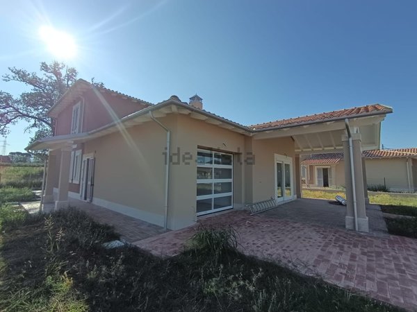 casa indipendente in vendita a Terni in zona Carone