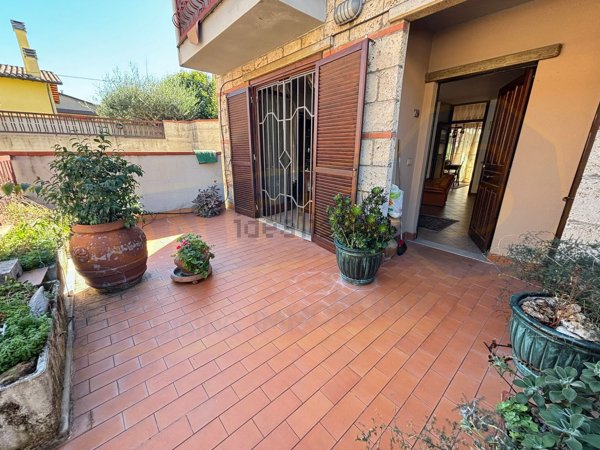 casa indipendente in vendita a Terni in zona Rivo