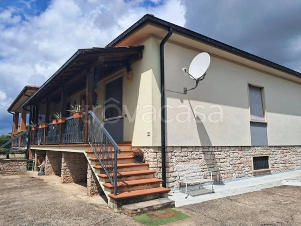 casa indipendente in vendita a Terni in zona Rivo