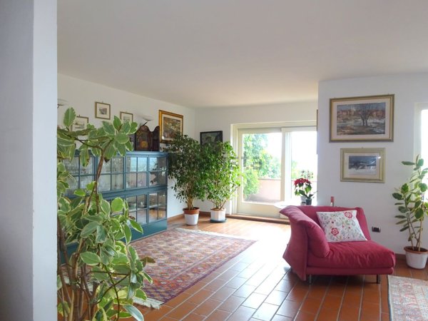 casa indipendente in vendita a Terni in zona Centro Città