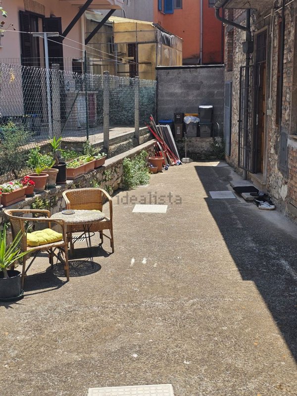 casa indipendente in vendita a Terni