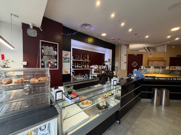 negozio in vendita a Terni in zona Centro Città