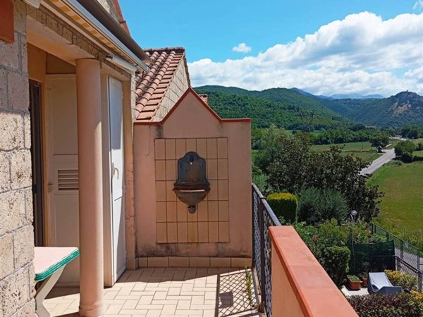 appartamento in vendita a Terni in zona Piediluco