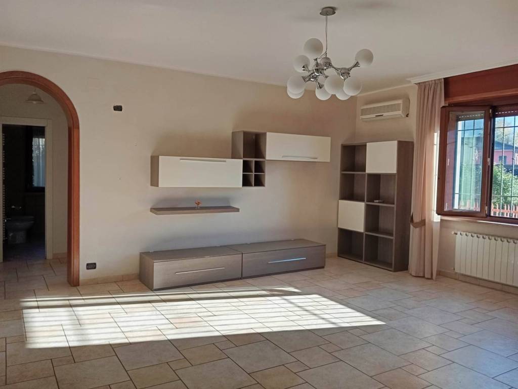 appartamento in vendita a Terni in zona Piedimonte