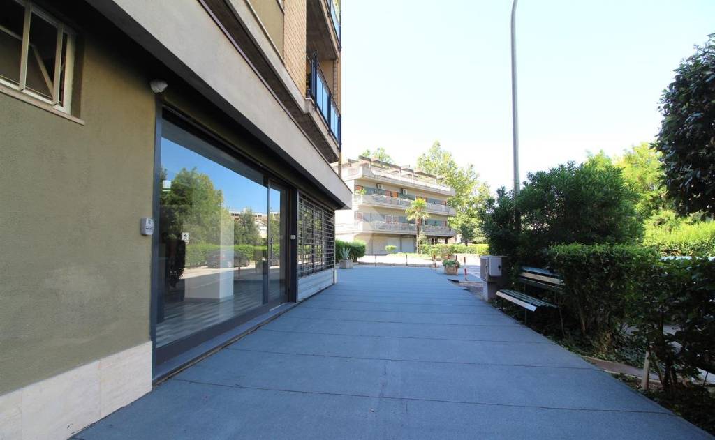 negozio in vendita a Terni