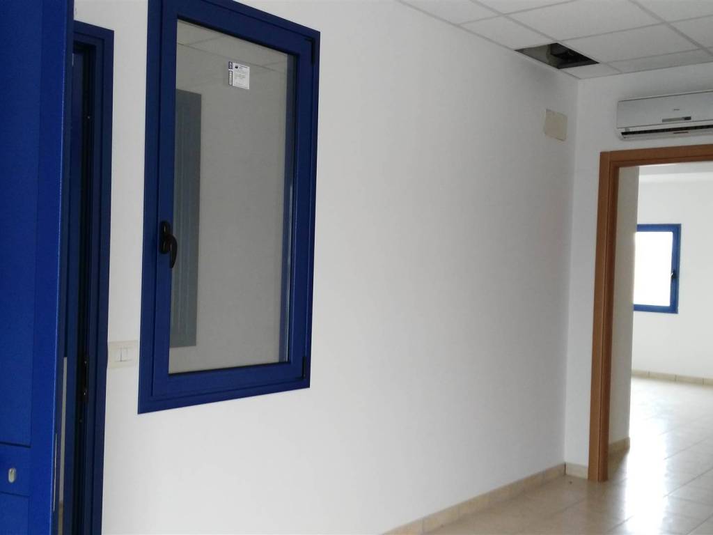 ufficio in vendita a Terni in zona Collescipoli