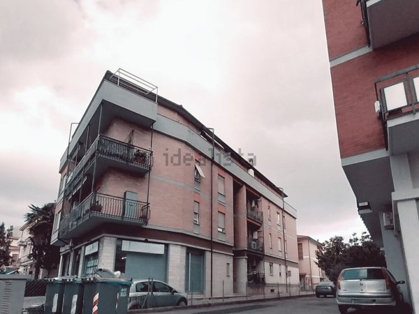 appartamento in vendita a Terni in zona Rivo