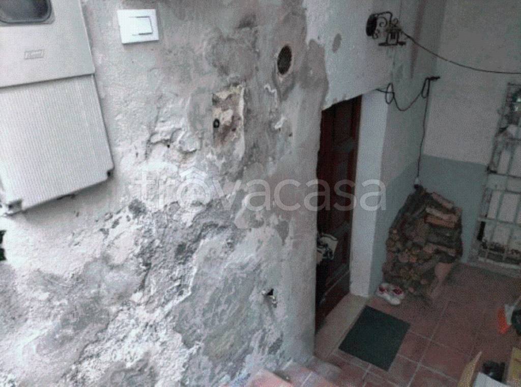 appartamento in vendita a Terni in zona Papigno