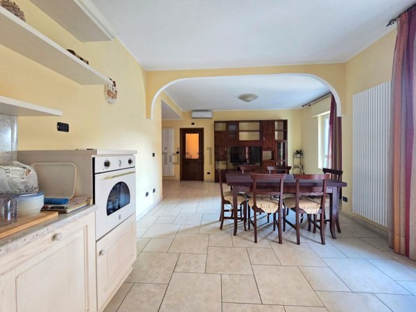 appartamento in vendita a Terni in zona Rivo