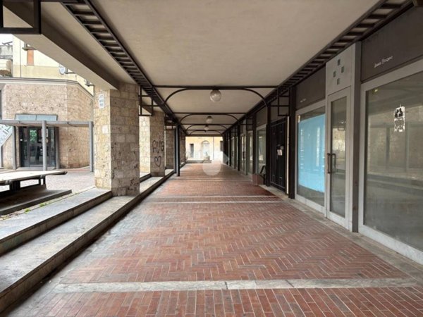 negozio in vendita a Terni in zona Centro Città