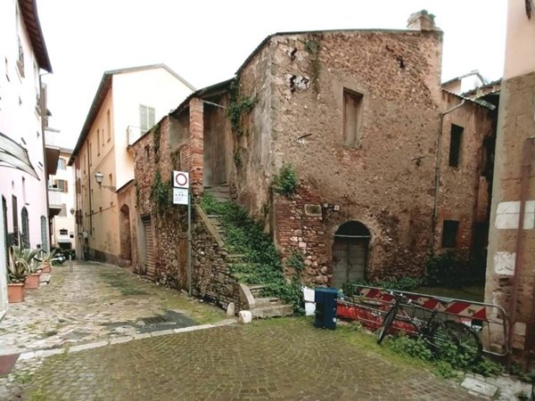 intera palazzina in vendita a Terni