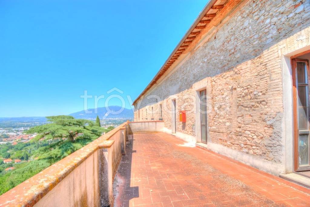 villa in vendita a Terni in zona Collescipoli