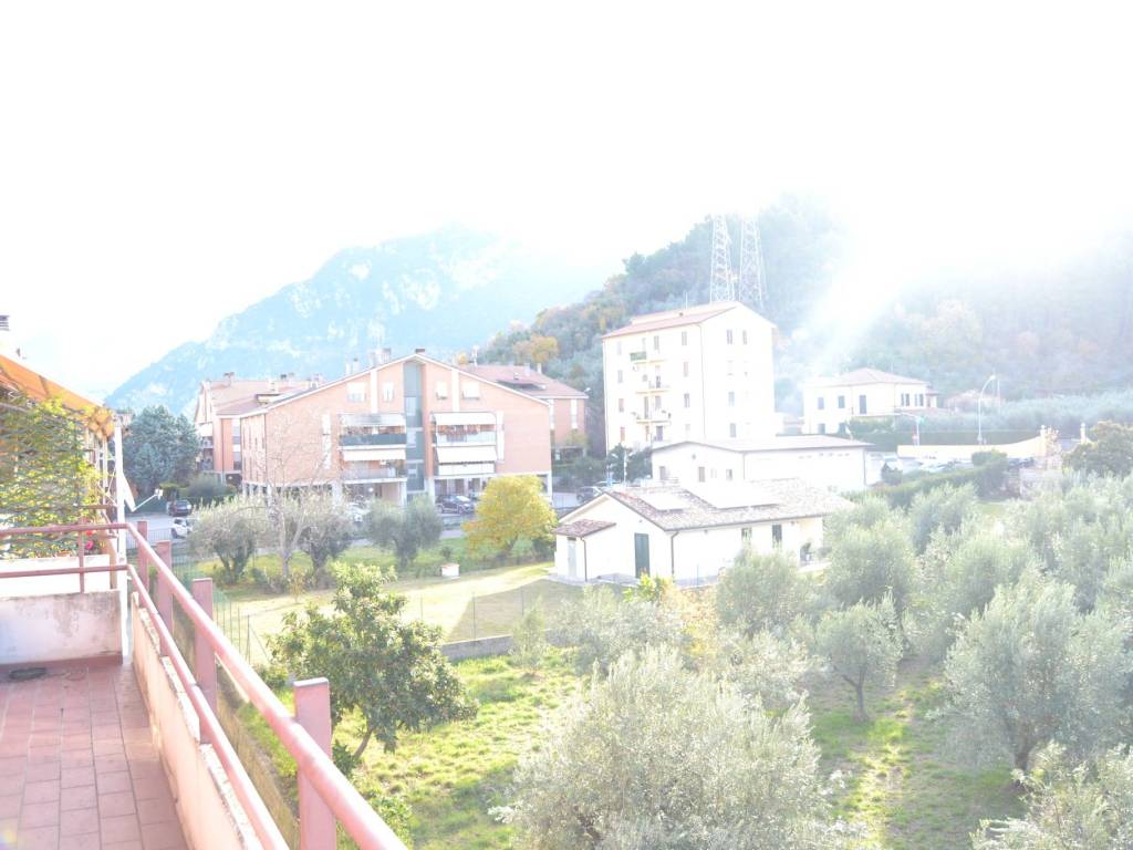 appartamento in vendita a Terni in zona Papigno