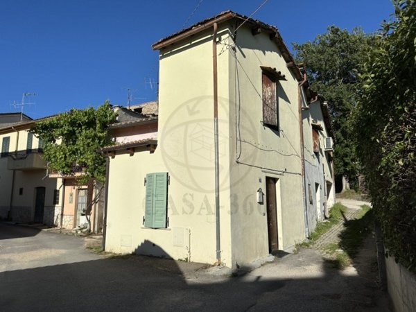 appartamento in vendita a Terni in zona Vocabolo Valenza