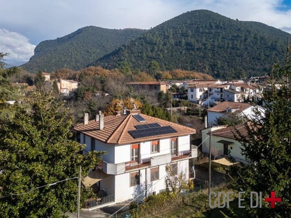 appartamento in vendita a Terni in zona Marmore