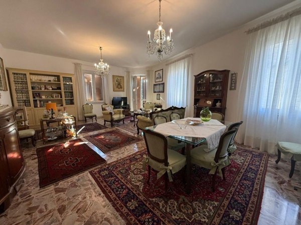 casa indipendente in vendita a Terni in zona Rivo