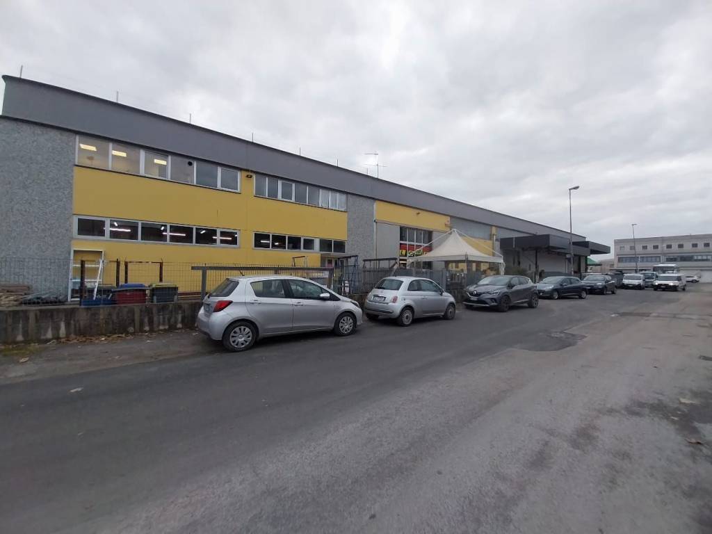 ufficio in vendita a Terni in zona Collescipoli