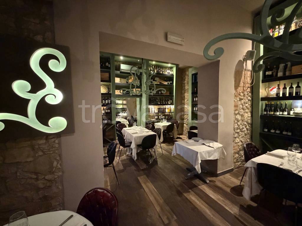 negozio in vendita a Terni in zona Centro Città